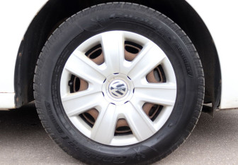 Подержанный автомобиль Volkswagen Polo Sedan 2012 года (16 фото)