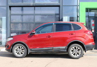 Подержанный автомобиль Chery Tiggo 5 2014 года (2 фото)