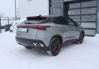 Подержанный автомобиль Omoda C5 2023 года (5 фото)