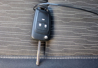 Подержанный автомобиль Opel Astra Sedan 2013 года (18 фото)