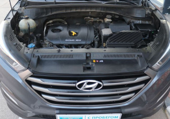 Подержанный автомобиль Hyundai Tucson 2015 года (10 фото)