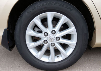 Подержанный автомобиль Toyota Camry Sedan 2013 года (9 фото)