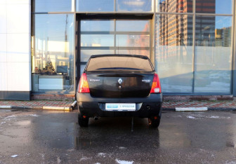 Подержанный автомобиль Renault Logan Sedan 2009 года (4 фото)