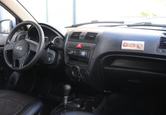 Подержанный автомобиль Kia Picanto 2009 года (13 фото)
