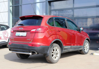 Подержанный автомобиль Chery Tiggo 5 2014 года (5 фото)