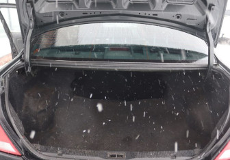 Подержанный автомобиль Nissan Almera Classic 2006 года (11 фото)