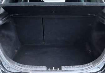 Подержанный автомобиль Kia Ceed Hatchback 2007 года (16 фото)
