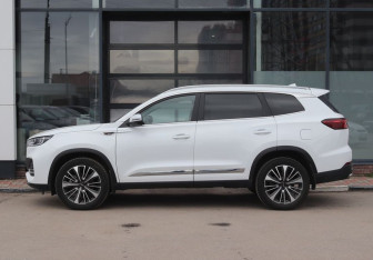 Подержанный автомобиль Chery Tiggo 8 Pro Max 2023 года (2 фото)