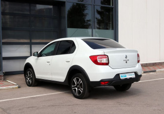 Подержанный автомобиль Renault Logan Sedan 2019 года (4 фото)