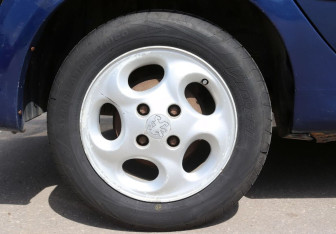 Подержанный автомобиль Peugeot 206 Wagon 2002 года (17 фото)