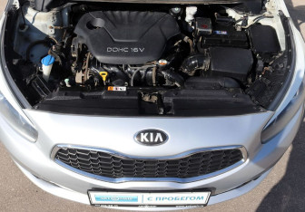 Подержанный автомобиль Kia Ceed Hatchback 2012 года (10 фото)