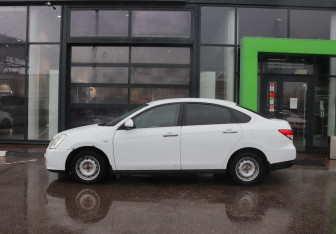 Подержанный автомобиль Nissan Almera Sedan 2014 года (2 фото)