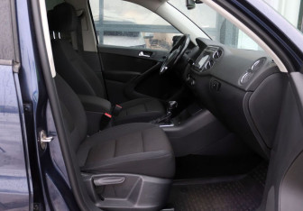 Подержанный автомобиль Volkswagen Tiguan 2013 года (13 фото)