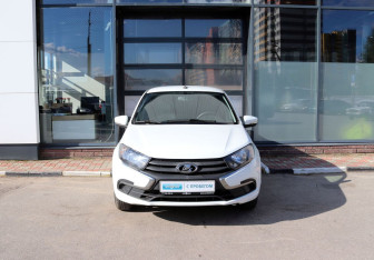Подержанный автомобиль LADA (ВАЗ) Granta Sedan 2020 года (8 фото)