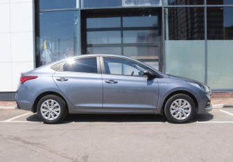 Подержанный автомобиль Hyundai Solaris Sedan 2019 года (6 фото)