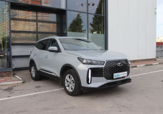 Подержанный автомобиль Chery Tiggo 4 Pro 2025 года (7 фото)