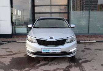 Подержанный автомобиль Kia Rio Sedan 2016 года (3 фото)