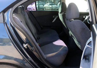 Подержанный автомобиль Nissan Primera Sedan 2005 года (10 фото)