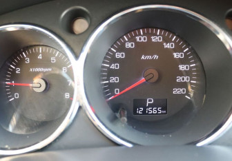 Подержанный автомобиль DongFeng H30 Cross 2016 года (16 фото)