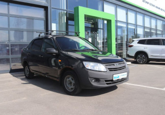 Подержанный автомобиль LADA (ВАЗ) Granta Sedan 2012 года (7 фото)