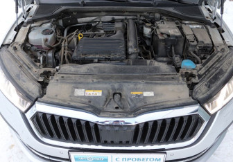 Подержанный автомобиль Skoda Octavia Liftback 2020 года (11 фото)