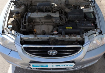 Подержанный автомобиль Hyundai Accent Sedan 2007 года (16 фото)