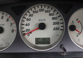 Подержанный автомобиль Mitsubishi Lancer Sedan 2006 года (17 фото)