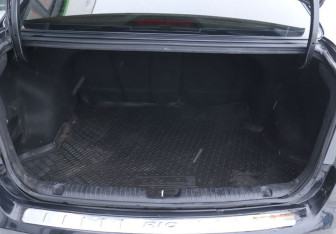 Подержанный автомобиль Kia Rio Sedan 2014 года (10 фото)