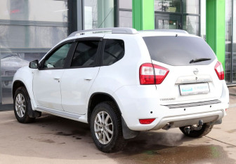 Подержанный автомобиль Nissan Terrano 2018 года (3 фото)