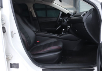 Подержанный автомобиль Mazda 6 Sedan 2015 года (12 фото)