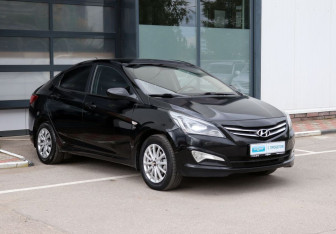 Подержанный автомобиль Hyundai Solaris Sedan 2014 года (2 фото)