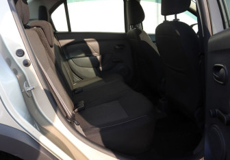 Подержанный автомобиль Renault Logan Sedan 2020 года (10 фото)