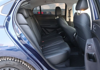 Подержанный автомобиль Omoda S5 2023 года (11 фото)