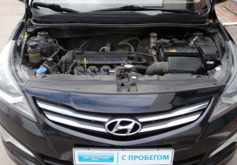 Подержанный автомобиль Hyundai Solaris Sedan 2014 года (16 фото)