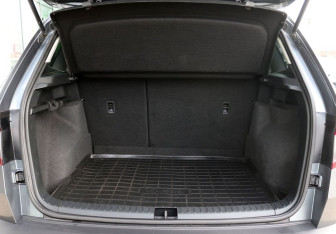 Подержанный автомобиль Skoda Karoq 2021 года (11 фото)