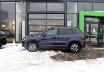 Подержанный автомобиль Volkswagen Tiguan 2013 года (2 фото)