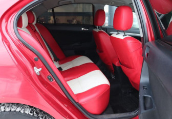 Подержанный автомобиль Mitsubishi Lancer Sedan 2008 года (10 фото)