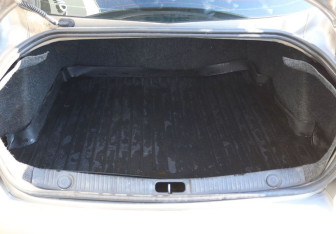 Подержанный автомобиль Renault Megane Sedan 2008 года (9 фото)