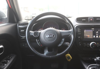 Подержанный автомобиль Kia Soul 2018 года (15 фото)