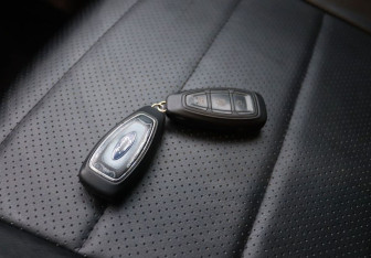 Подержанный автомобиль Ford Focus Hatchback 2012 года (19 фото)