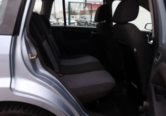 Подержанный автомобиль Ford Fusion 2007 года (11 фото)