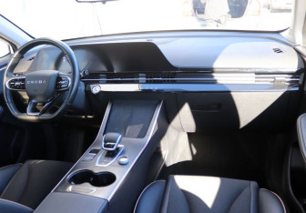 Подержанный автомобиль Omoda C5 2023 года (14 фото)