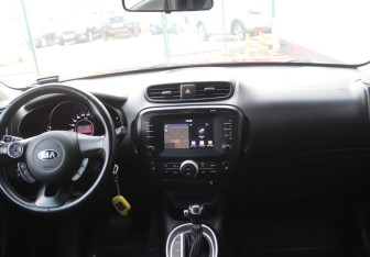 Подержанный автомобиль Kia Soul 2018 года (14 фото)