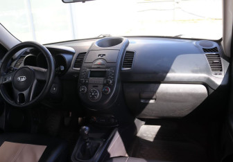 Подержанный автомобиль Kia Soul 2011 года (12 фото)
