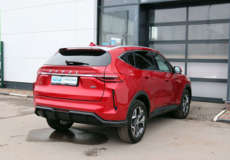Подержанный автомобиль Haval F7 2024 года (5 фото)