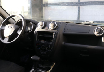 Подержанный автомобиль LADA (ВАЗ) Granta Sedan 2013 года (15 фото)