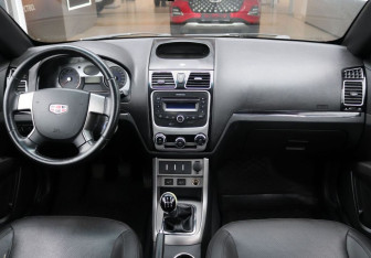 Подержанный автомобиль Geely Emgrand EC7 Sedan 2013 года (15 фото)