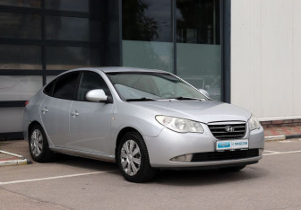 Подержанный автомобиль Hyundai Elantra Sedan 2007 года (2 фото)