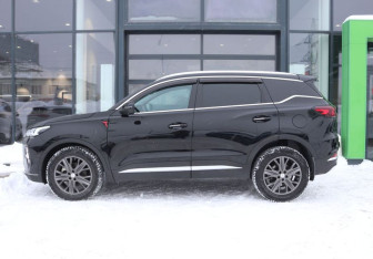 Подержанный автомобиль Chery Tiggo 7 Pro Max 2023 года (2 фото)