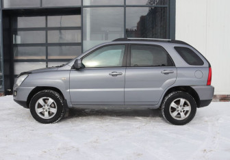 Подержанный автомобиль Kia Sportage 2010 года (4 фото)